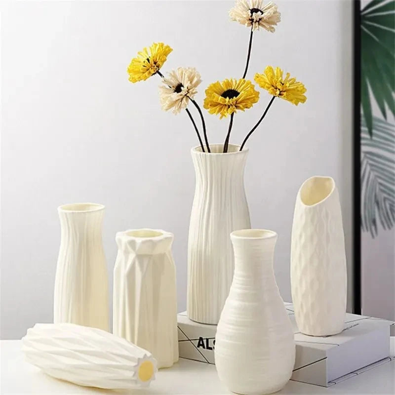 Plastic Vases with Elegant Finish – Beauty and Durability