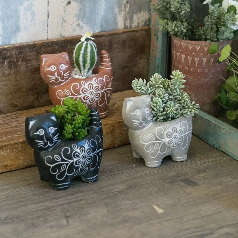 Cat Planter – Charm and Elegance for Your Home