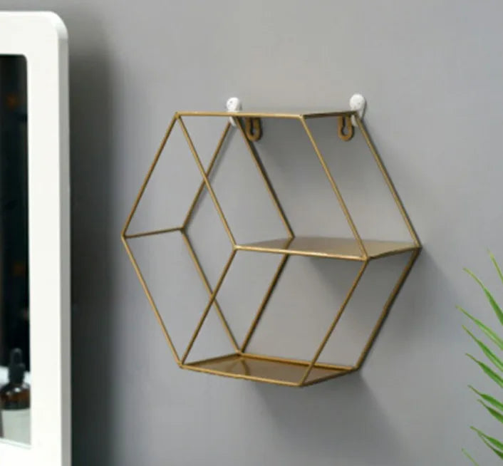 Geometric Decorative Shelves – Beauty and Organization in One