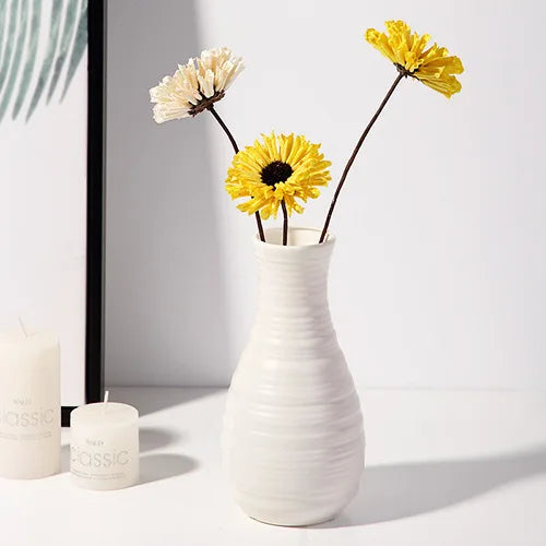 Plastic Vases with Elegant Finish – Beauty and Durability