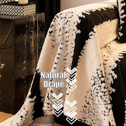 Premium Decorative Throw – Elegance and Comfort to Transform Your Living Room