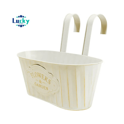 Decorative Hanging Flower Pots – Beauty & Practicality